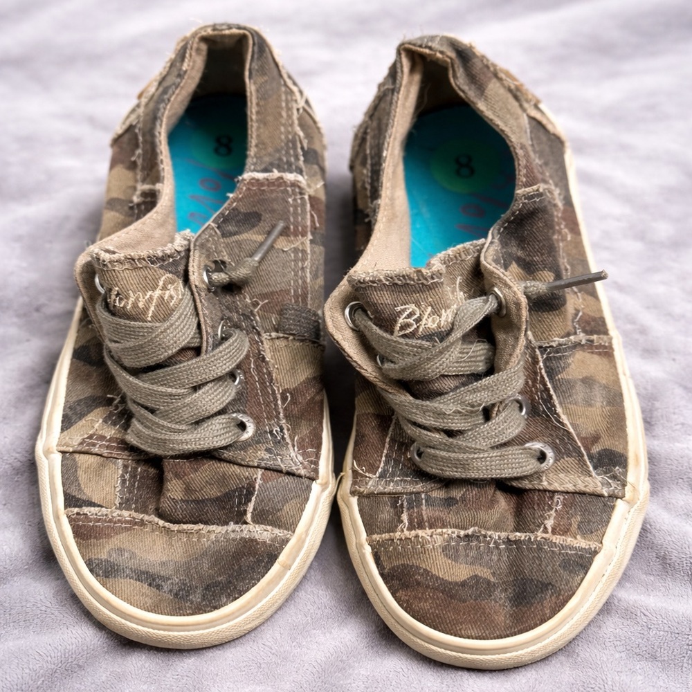 Blowfish Camouflage Women's Sneakers size 8